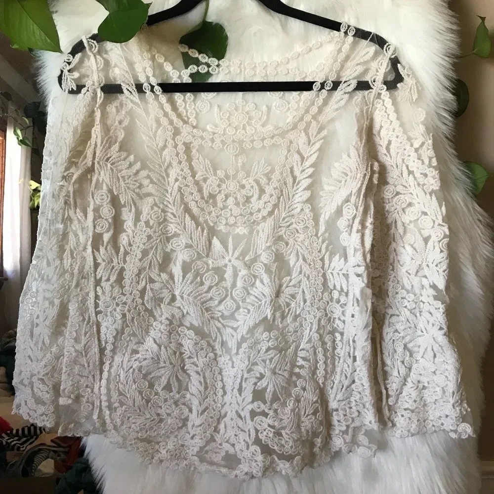 S cream crochet blouse